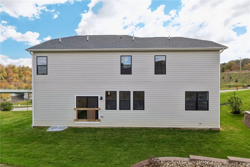 1004 Blueberry Drive — photo 3