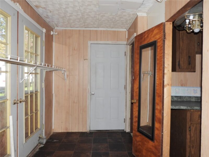 1074 School Road — photo 8