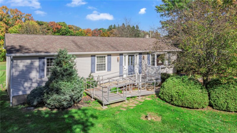 2610 Tuscarawas Rd — photo 4
