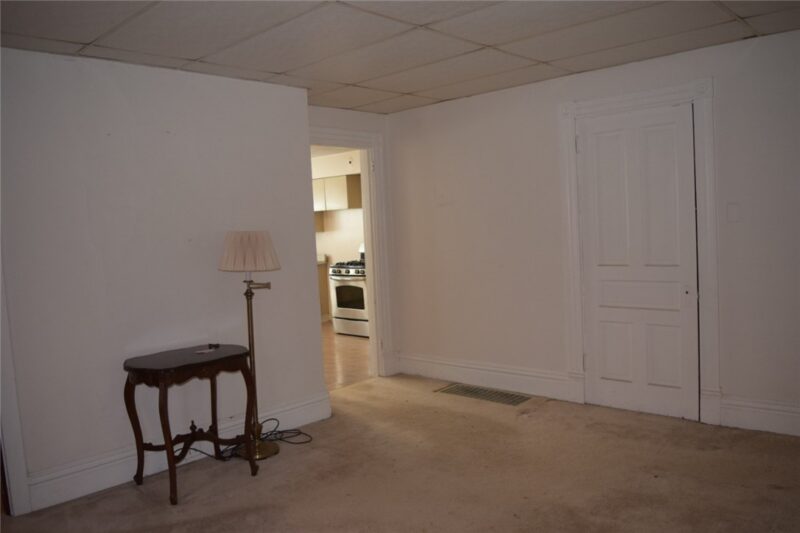 1223 Holmes St — photo 7