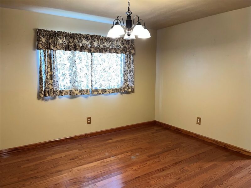 198 Adelaide Avenue — photo 7