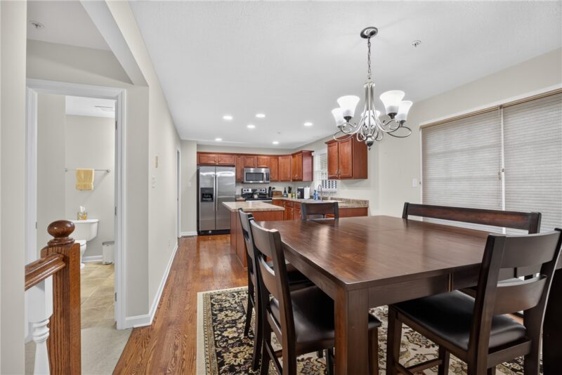 1038 Woodlawn Dr — photo 6
