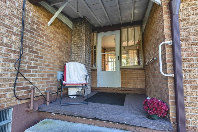 1152 Frankstown Rd — photo 4