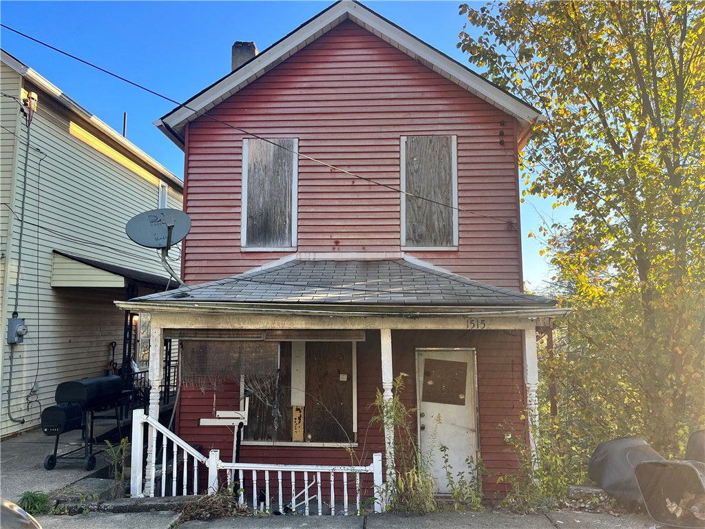 1515 Ridge Ave — photo 1