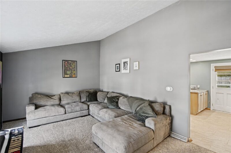 1414 Cochran Ave — photo 5