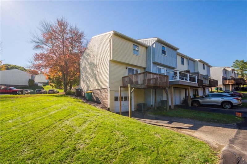6360 Springhouse Place — photo 2