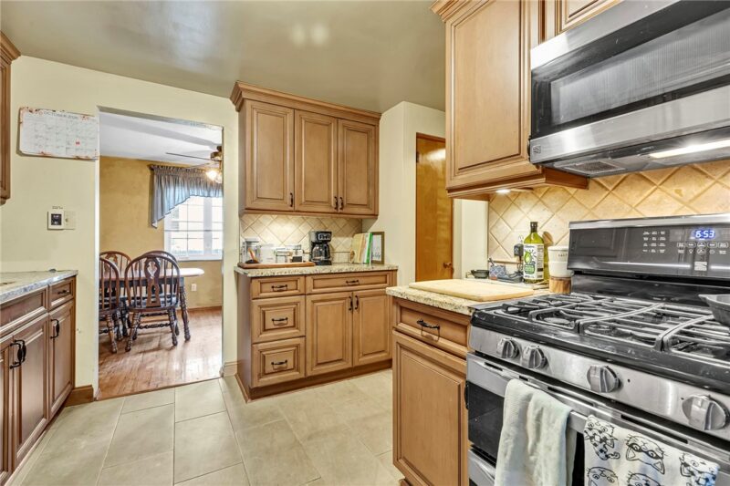1308 Chaplin St — photo 8