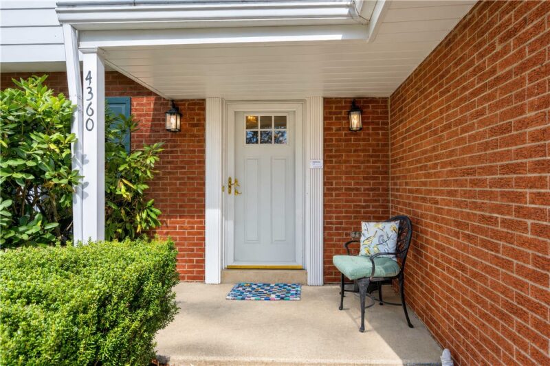 4360 Winchester Drive — photo 4