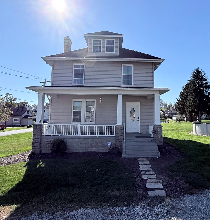 1002 First Street — photo 1