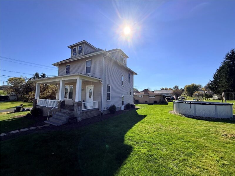 1002 First Street — photo 3