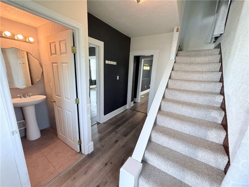 1002 First Street — photo 4