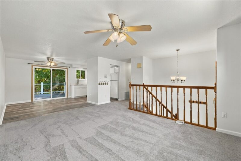 220 Glenmore Dr — photo 7