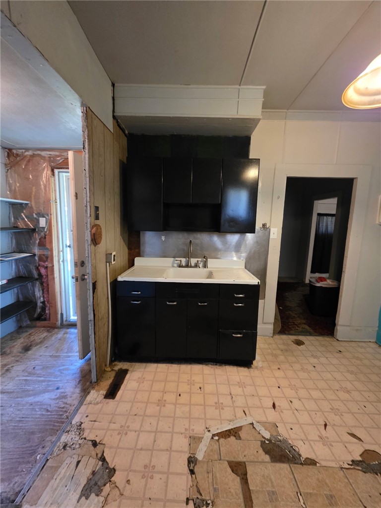 118 Sullivan St — photo 2