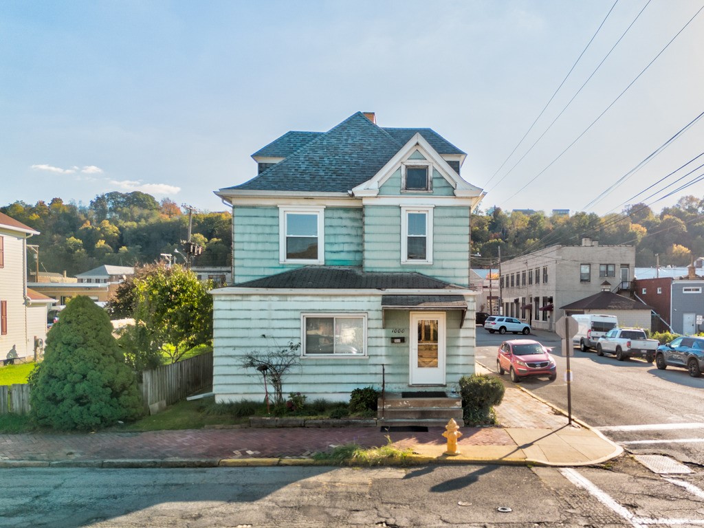 1000 Washington Ave — photo 1