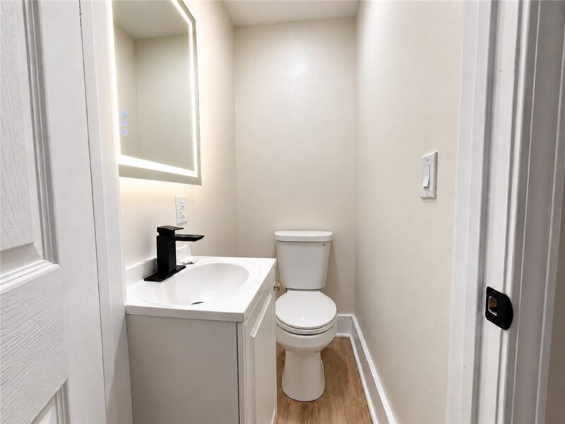 1618 Miriam Street — photo 6