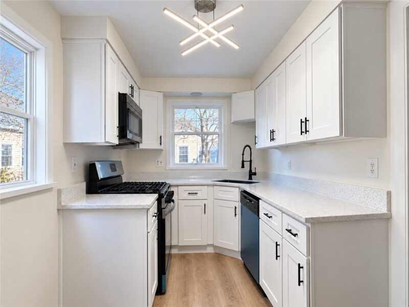 1618 Miriam Street — photo 8