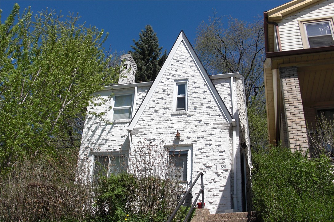 1851 CAPITAL AVE — photo 1