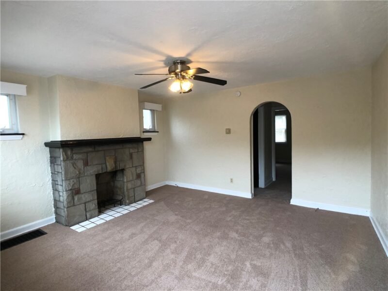 1851 CAPITAL AVE — photo 3