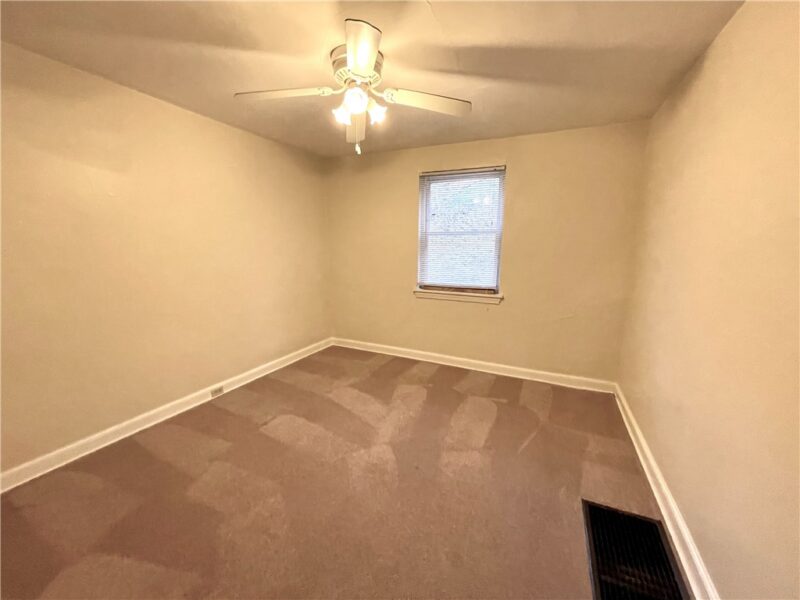 1851 CAPITAL AVE — photo 7