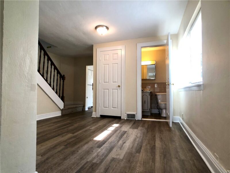 1110 VIRGINIA AVE — photo 7
