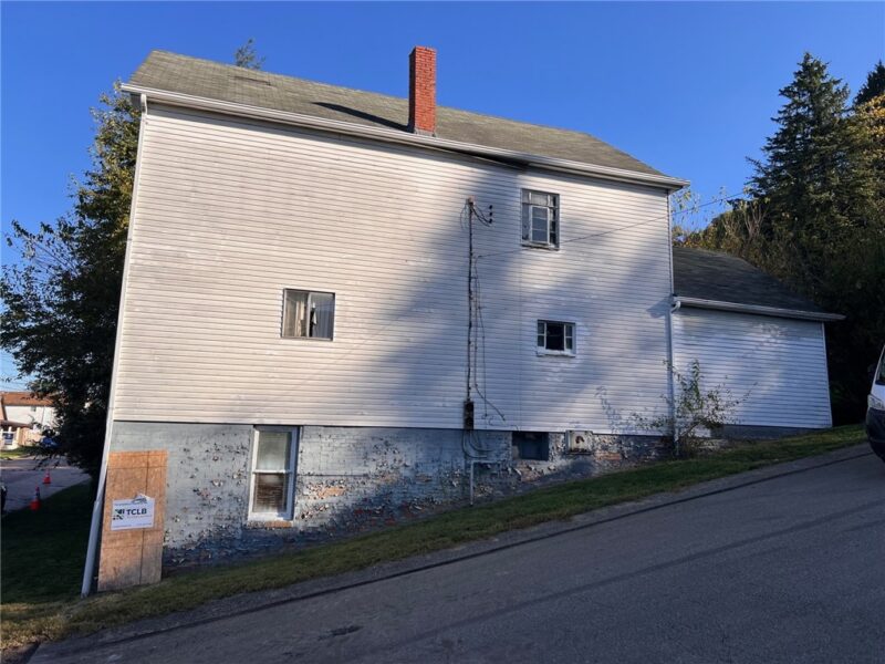 843 Delaware Ave — photo 2