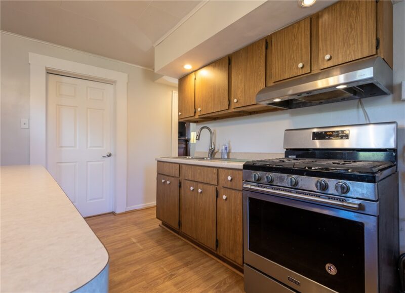 323 Short St — photo 8