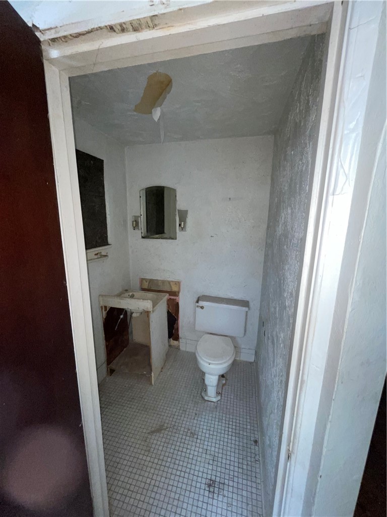 203 Elm St — photo 6