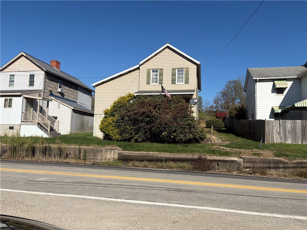 1076 New Salem Rd — photo 1