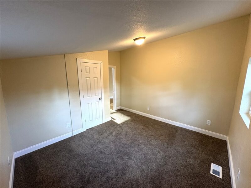 134 Essie Street — photo 4