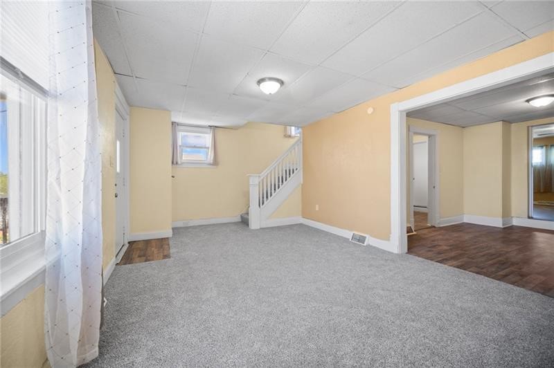 716 Saint Clair Ave — photo 7