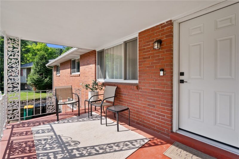 105 Edies Way — photo 2