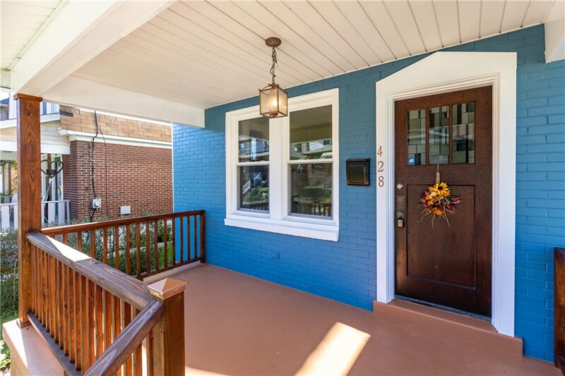 428 Avenue D — photo 3