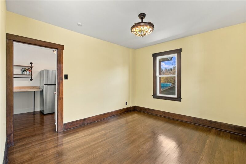 428 Avenue D — photo 6