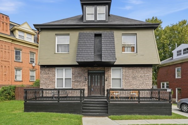 140 Lincoln Ave — photo 1