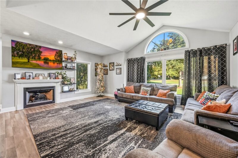 3690 Fran Ln — photo 4