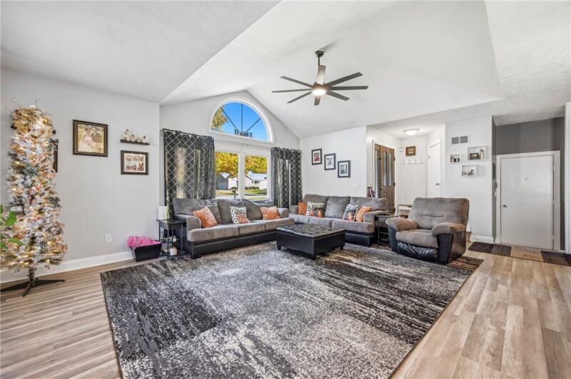 3690 Fran Ln — photo 5