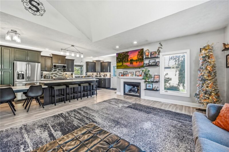 3690 Fran Ln — photo 7
