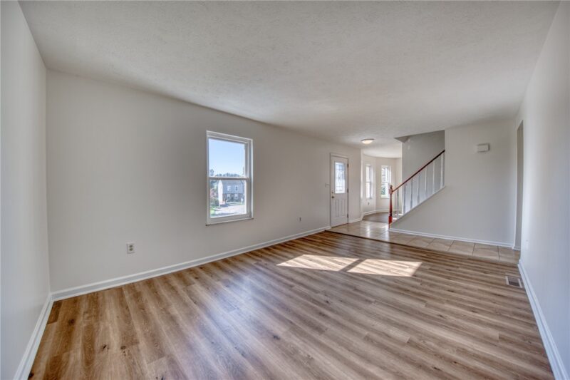 116 Damian Court — photo 4