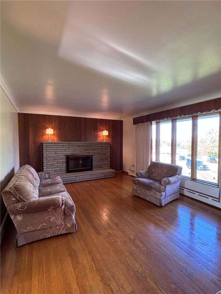 204 Frisbee Ave — photo 2