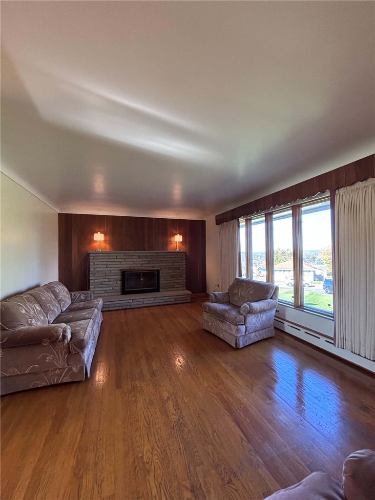 204 Frisbee Ave — photo 3