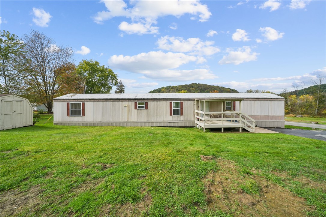 111 Yellow Pine Ln — photo 1