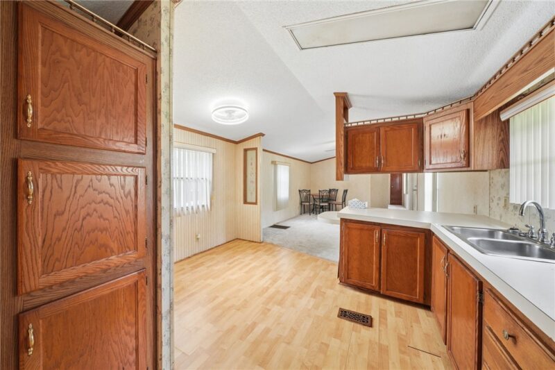 111 Yellow Pine Ln — photo 8