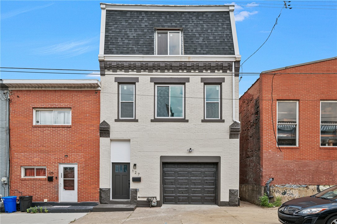 127 Fortieth St — photo 1
