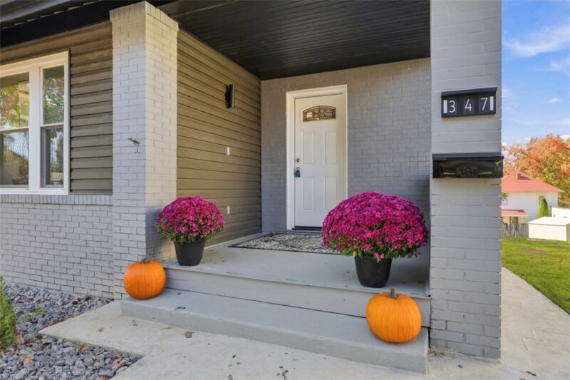 347 Pershing Dr — photo 5