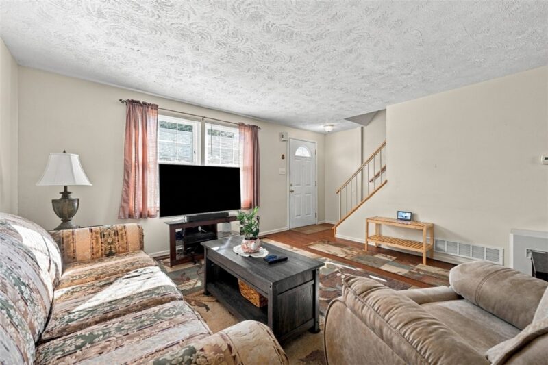 702 Countryside Dr — photo 5
