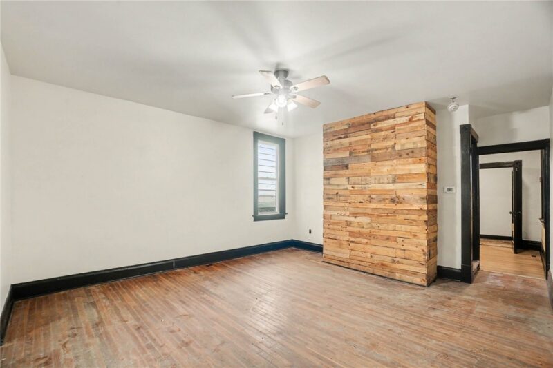 139 Oak Ave — photo 6
