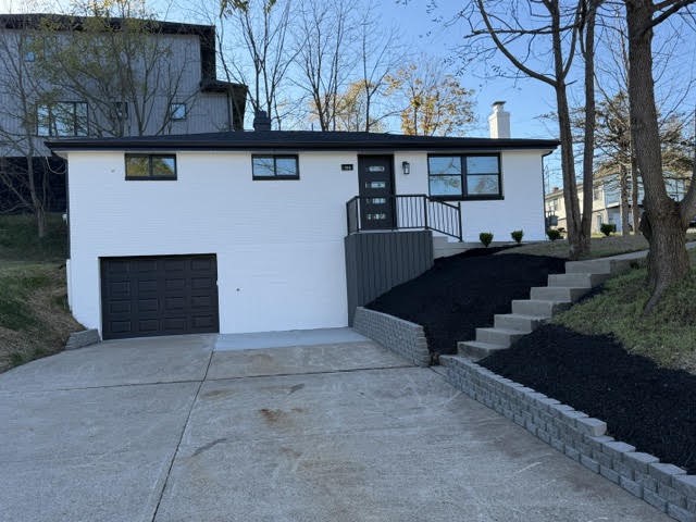 105 Belmont Ave — photo 1