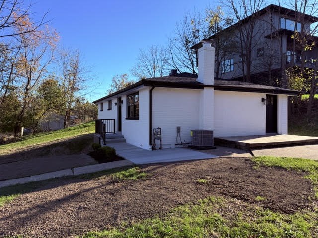 105 Belmont Ave — photo 5