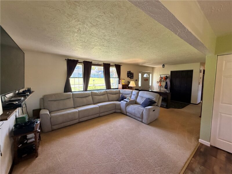 70 Litner Road — photo 3