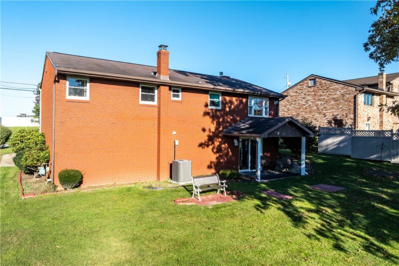 13 Sunnycrest Dr — photo 4